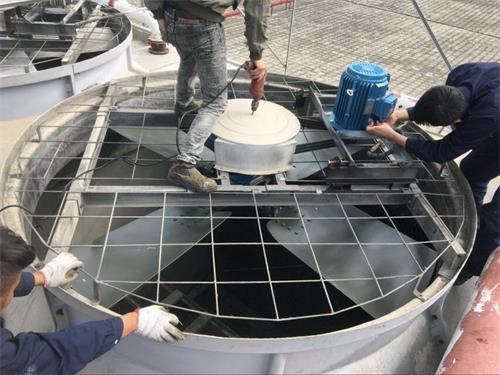 冷卻塔運(yùn)行時(shí)候的噪音大怎么解決？,冷卻塔運(yùn)行原理